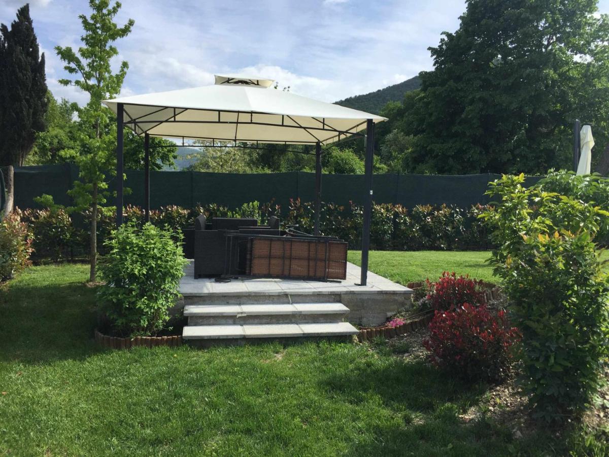Casa Vacanza Il Laghetto Bea Dicomano Exterior foto
